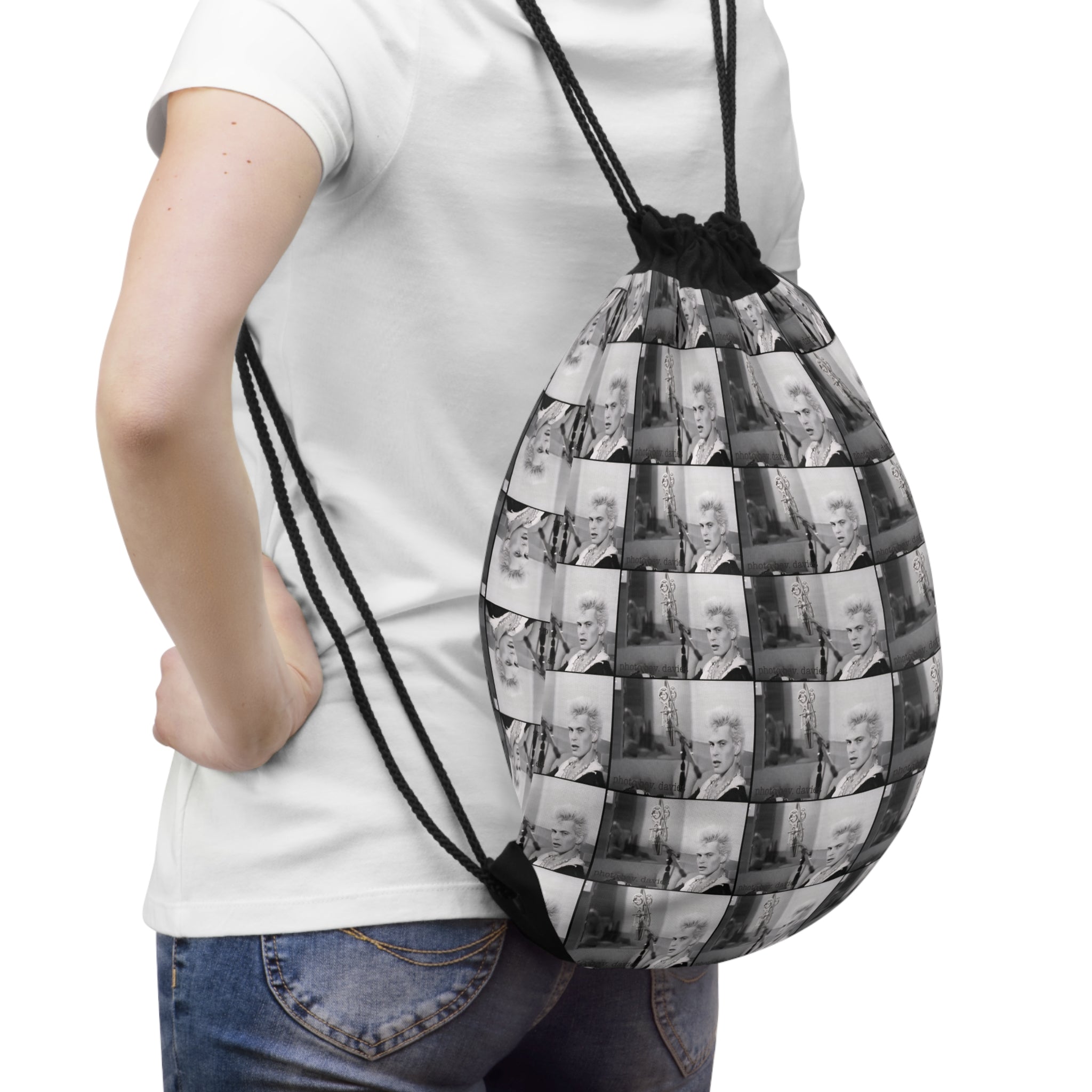 Vintage Film Noir Photo Pattern Drawstring Bag — Retro Black & White Gamers/Film Fans
